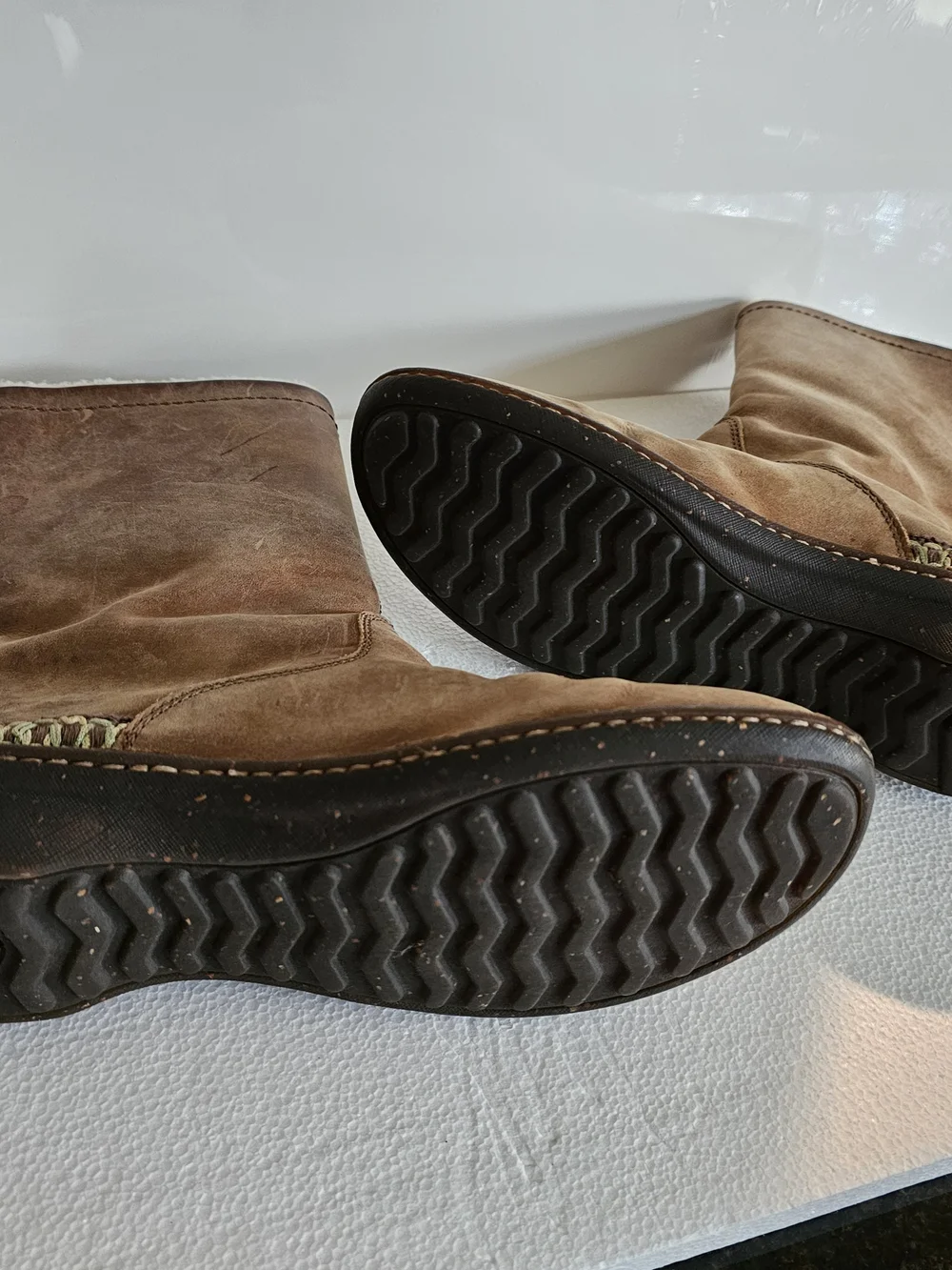 UGG Women's Kona Toggle Brown Suede Shearling-Lined Boots